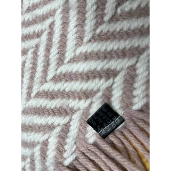 John Branigan Blush Cream Wool Throw with Fringe - Picture 2 of 5